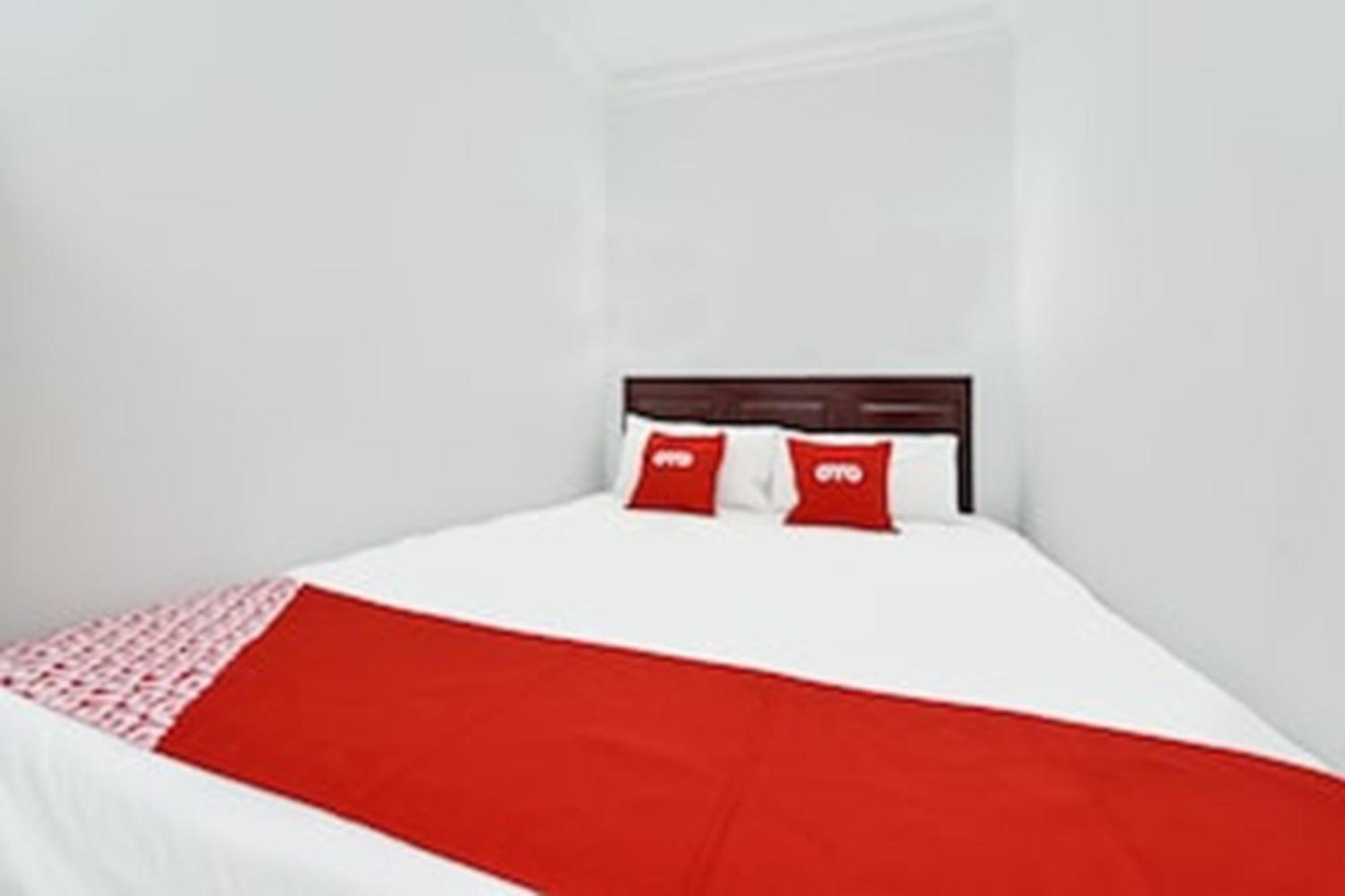 Super Oyo 90572 J Hotel Masjid India 쿠알라룸푸르 외부 사진